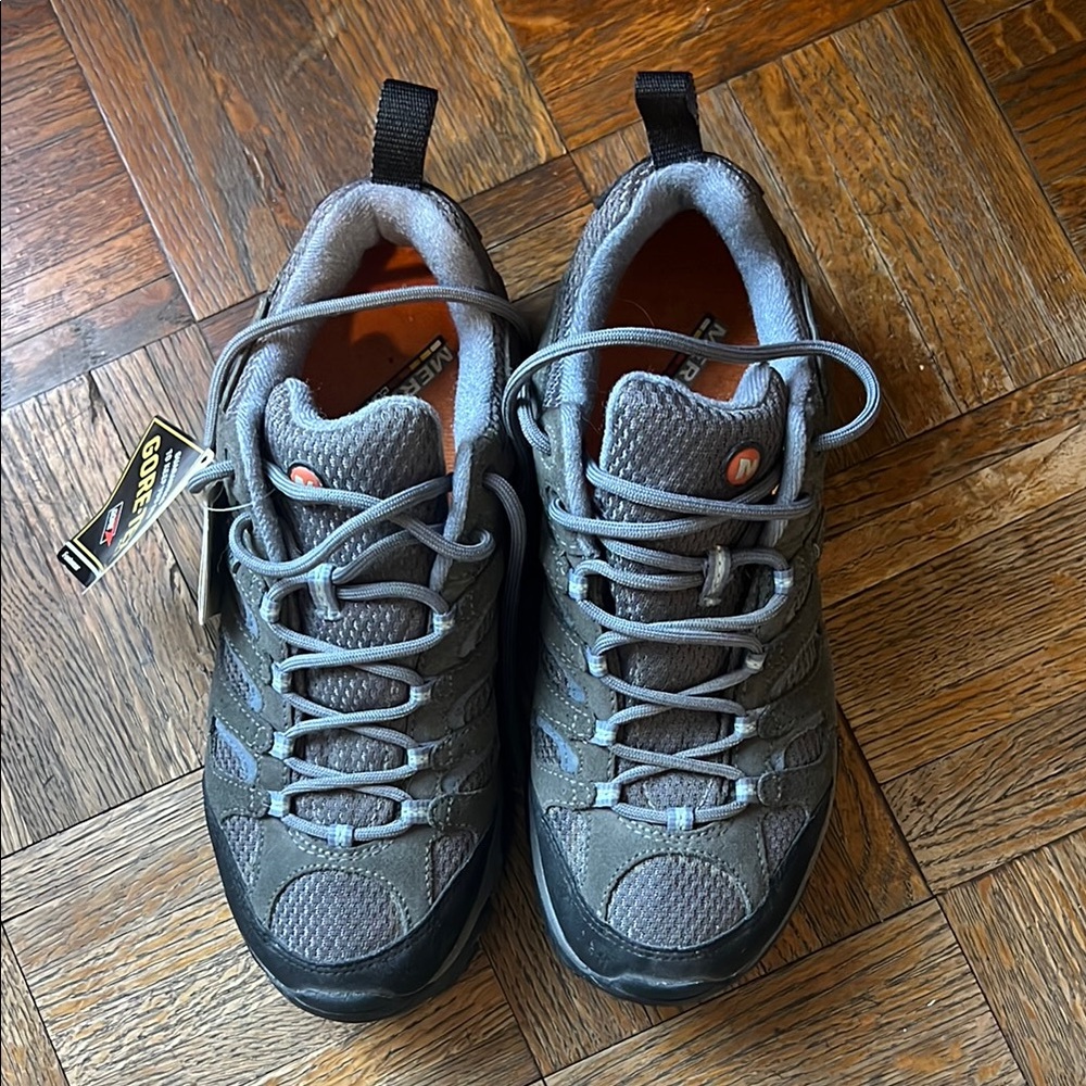 Merrell women's Gray hiking Shoes